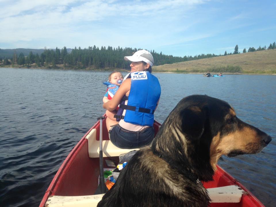 Canoe-Pic-Sam-Alla-Jackson-Major mom, baby & dog canoeing bc canada