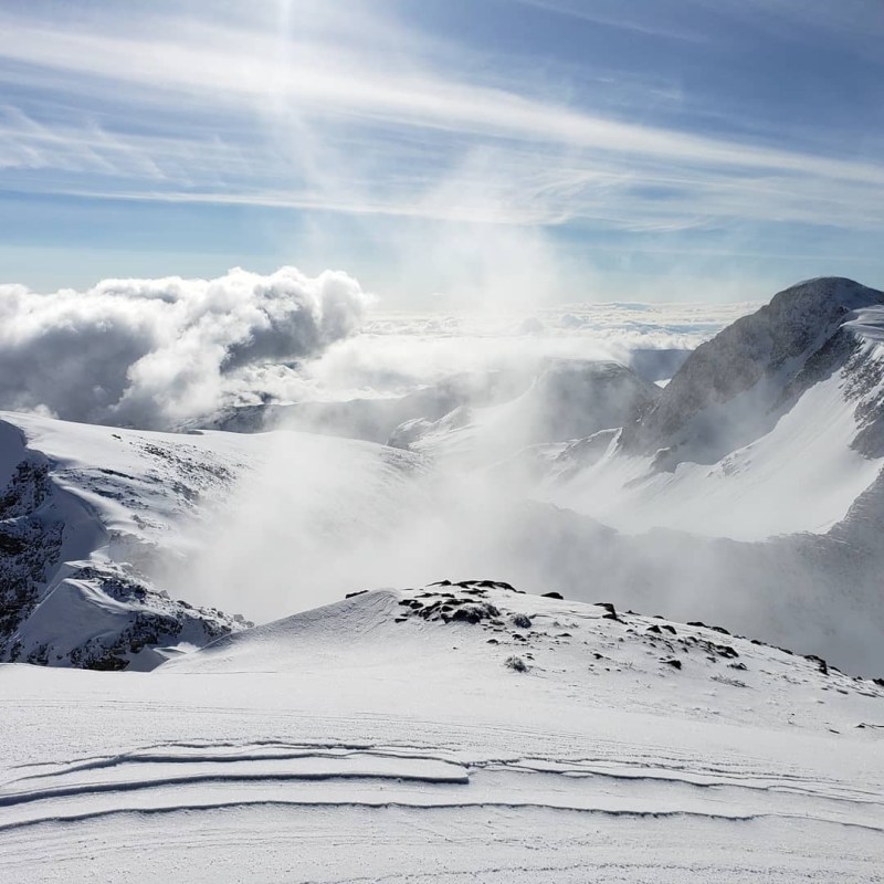 a snow covered mountain